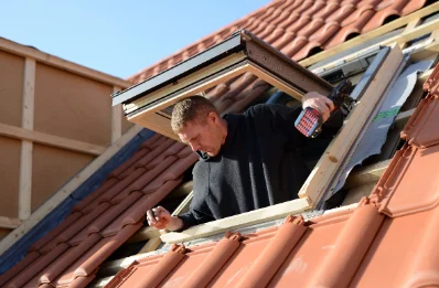Pose de fenêtres de toit Velux à Sermages